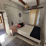 Kapela Taş Alaçatı Otel Çeşme