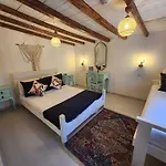 Kapela Tas Alacati Hotel Cesme